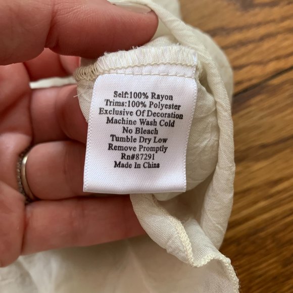 🌿 Johnny Was Ivory Embroidered Boho Tunic – Size M – VGUC - Picture 6 of 7